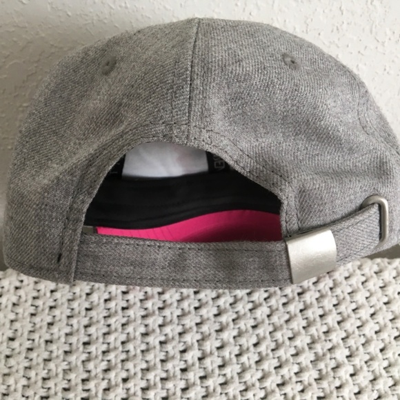 MIAMI DOLPHINS WOMAN'S CANCER SUPPORTING BASEBALL CAP - Picture 4 of 6